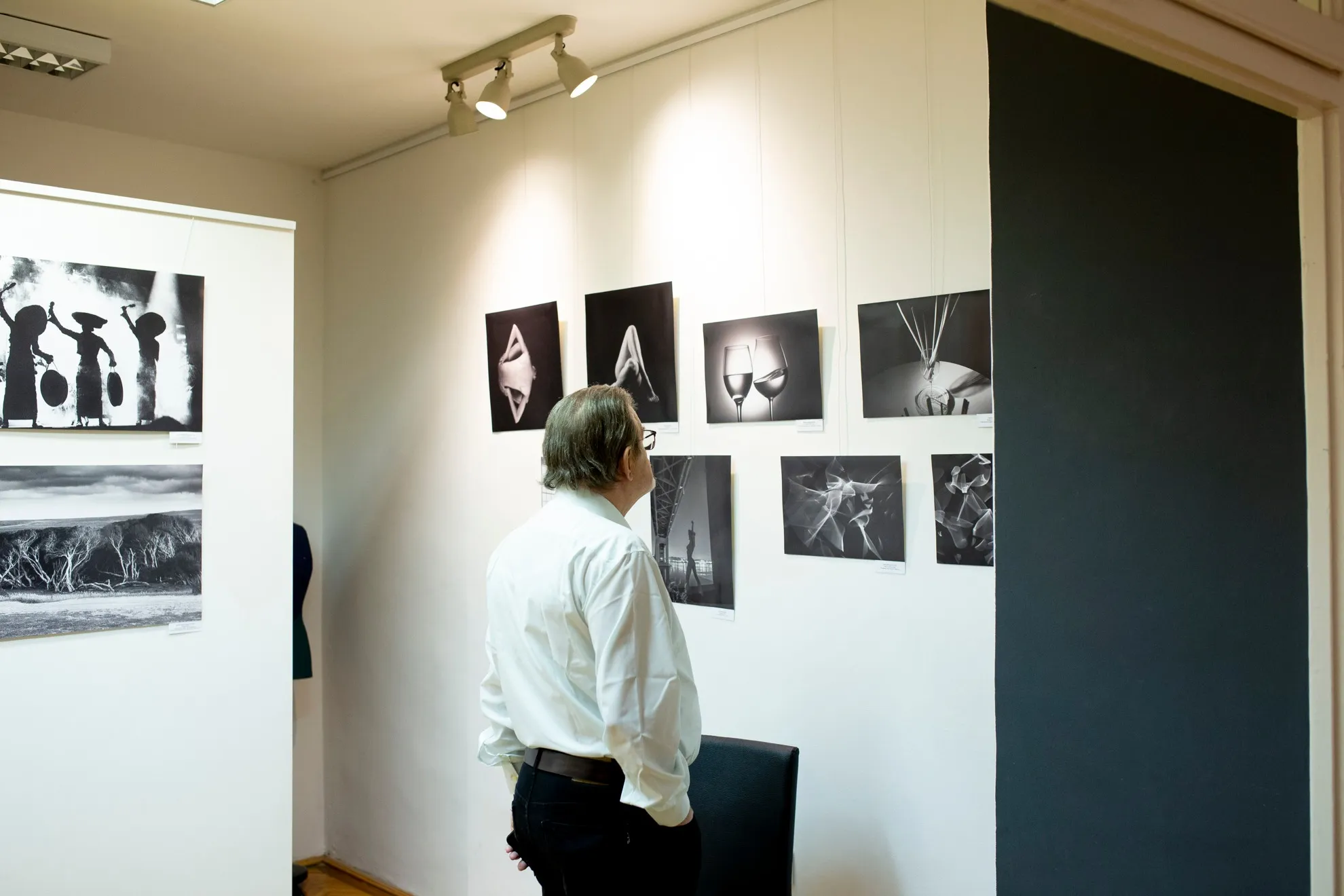 Shape — installation view, PH21 Gallery, Budapest, 2024