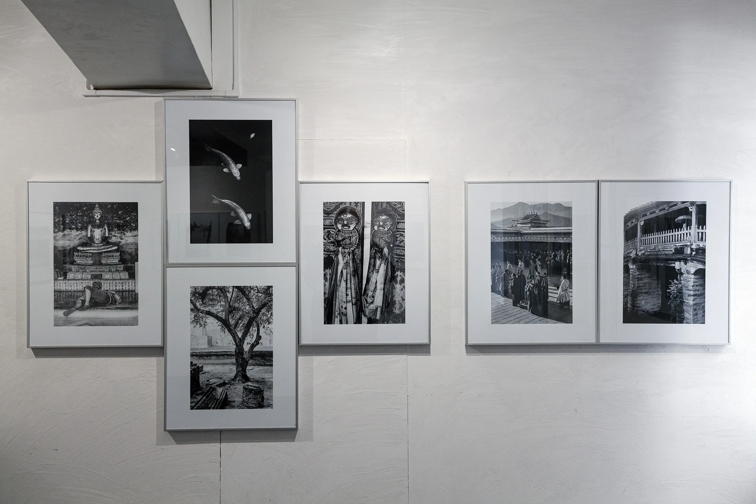 The Floating World — installation view at Place M Gallery, Tokyo, February 2026